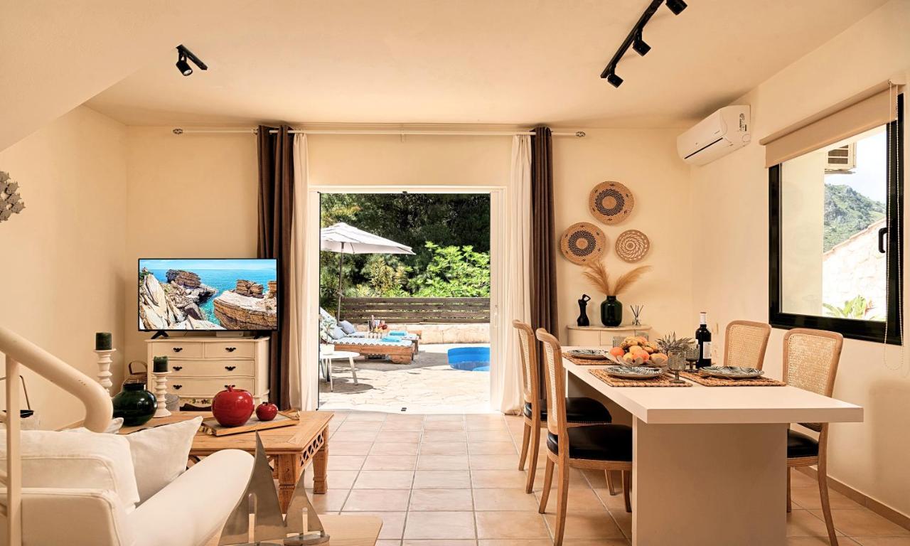 Apple Villas Mourion  Ngoại thất bức ảnh